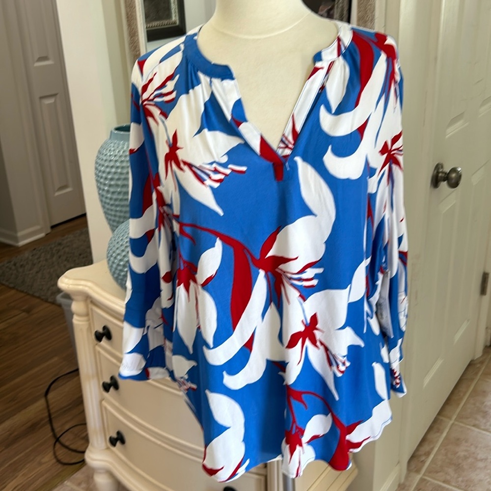 NWT LIZ CLAIBORNE BLUE FLORAL SZ XL TOP